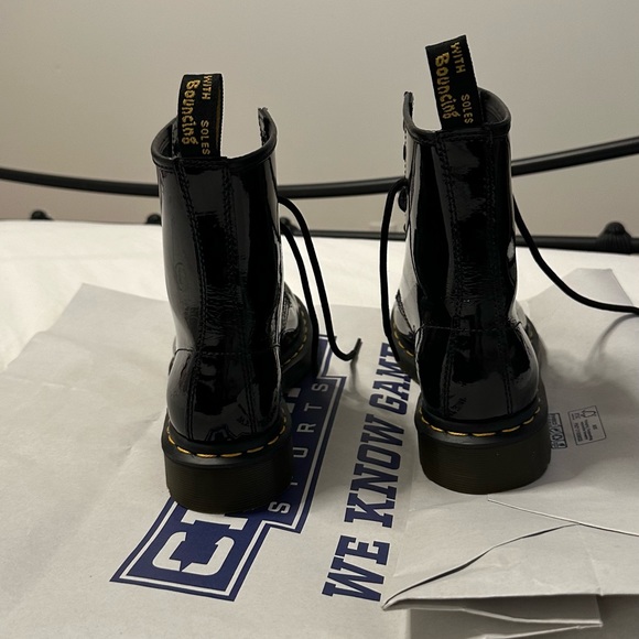 Dr. martens black patent leather boot (1460) - Picture 9 of 9